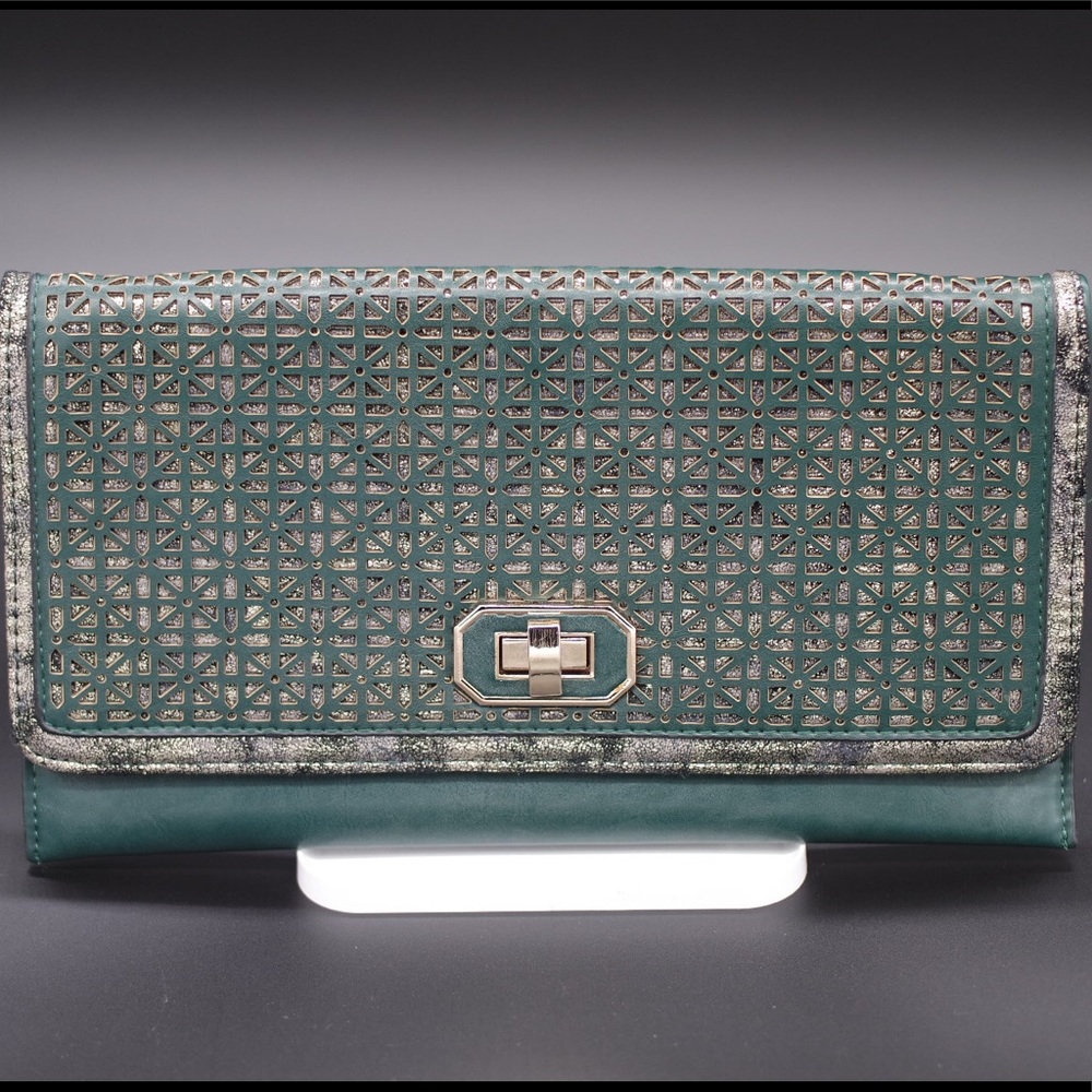 Green and Gold Patterned Front Flap Clutch